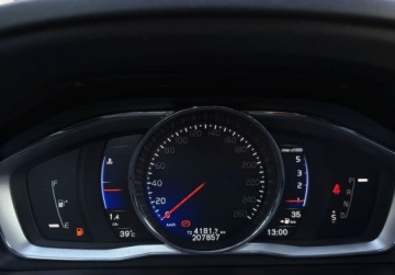 Volvo XC60 I SUV Facelifting 2.0 D4 DRIVE-E 190KM 2017 Volvo XC 60 2.0D 190KM R-Desing automat SKORA navi kamera GWARANCJA, zdjęcie 20
