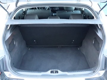 Citroen C4 Cactus Crossover 1.2 PureTech 110KM 2015 Citroen C4 Cactus 1.2 PureTech, Navi, Klima, zdjęcie 13