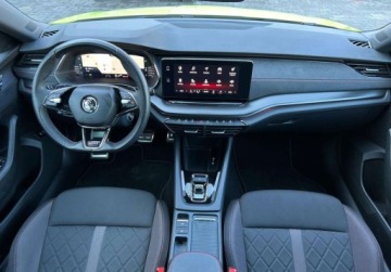 Skoda Octavia IV RS Kombi 2.0 TSI 245KM 2023 Skoda Octavia combi RS 245KM, ACC, LED Matrix, Podgrzewane 4 fotele, Virtu, zdjęcie 3