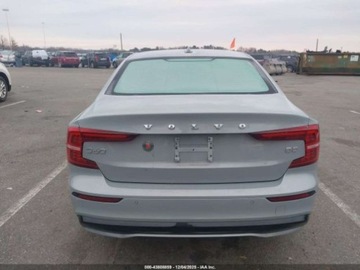 Volvo S60 III 2024 Volvo S60 2024 Volvo S60 B5 FWD Plus Dark Theme 2.0 Benzyna 247KM, zdjęcie 5