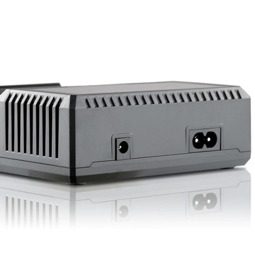 EverActive UC-4200 универсальное зарядное устройство 6F22 9V 18650 AA AAA R14 R20