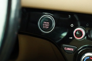 Kia Sportage IV SUV Facelifting 1.6 T-GDI 177KM 2019 Kia Sportage 1.6 T-GDI, Salon Polska, zdjęcie 17