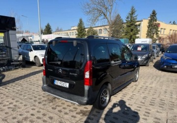 Citroen Berlingo II Combi 1.6 VTI 120KM 2010 Citroen Berlingo Citroen Berlingo 1.6 Benzyna 120KM, zdjęcie 2