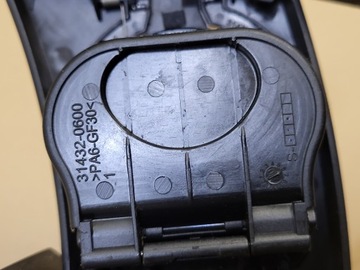 ПОДСТАКАННИК НАПИТОК ИЗ КОНСОЛИ ПОДБОННИК BMW 5 E60 E61 OE EU