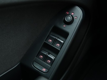 Audi A4 B8 Avant 2.0 TFSI 180KM 2009 Audi A4 2.0 TFSI, Automat, Navi, Klima, zdjęcie 17