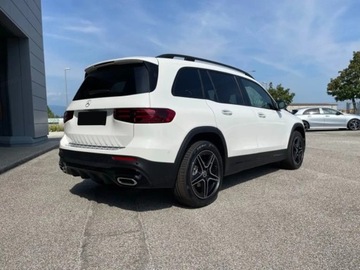 Mercedes GLB SUV 2.0 220d 190KM 2025 MERCEDES-BENZ GLB 220 d 4-Matic AMG Line 2.0 (190KM) 2025, zdjęcie 3