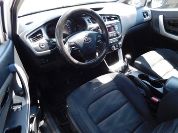 Nissan Qashqai II Crossover 1.6 dCi 130KM 2014 KIA CEE&#039;D 1.6 CRDI-128! Relingi! Salon Polska! Niski przebieg! 2014, zdjęcie 7