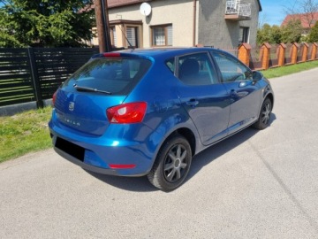 Seat Ibiza IV Hatchback 5d Facelifting 1.2 60KM 2015 Seat Ibiza 1.2 benzyna / Klimatronik / Zadbana /, zdjęcie 3