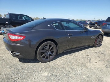 Maserati GranTurismo 2011 Maserati GranTurismo S 2011 4.7l 4.7 Benzyna 433KM, zdjęcie 3