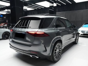 Mercedes GLE V167 SUV Facelifting 2.0 300d 269KM 2025 MERCEDES-BENZ GLE 300 d 4-Matic AMG Line 2.0 (269KM) 2025, zdjęcie 3