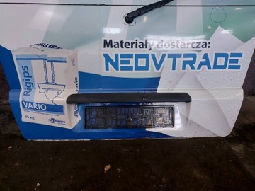 VÍKO KUFRU KUFRU MERCEDES VITO W638