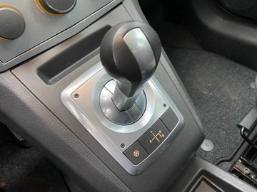 Opel Zafira B 1.8 ECOTEC 140KM 2009 Opel Zafira Opel Zafira 1.8b Automat 140KM 7-Foteli Super Stan 1.8, zdjęcie 22