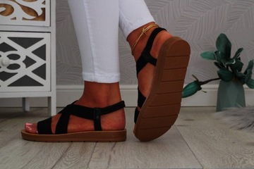 ЖЕНСКИЕ САНДАЛИИ НА РЕЗИНКЕ, ПЛОСКАЯ ПОДОШВА