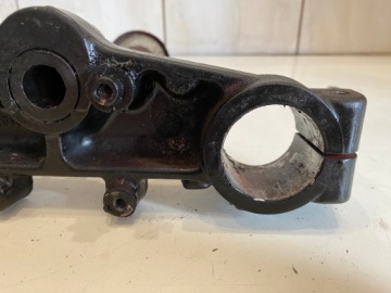 CAGIVA W8 125 АМОРТИЗАТОР ПОДВЕСКИ НИЖНЯЯ ПОЛКА