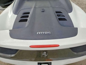 Ferrari 458 Italia 2014 Ferrari 458 Italia Spider 2014 4.5 Benzyna 570KM, zdjęcie 3