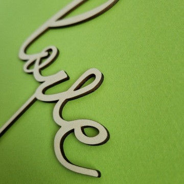 Деревянный топпер для свадебного торта «Любовь»