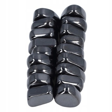 Магнитная шахматная игра с 18 камнями на 2М памяти.