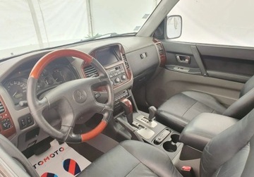 Mitsubishi Pajero IV 2006 Mitsubishi Pajero, zdjęcie 11