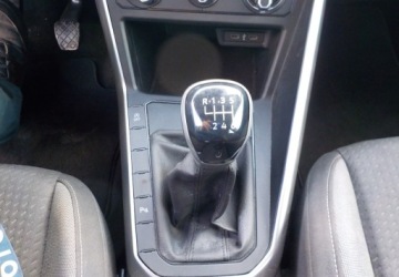 Volkswagen Taigo 1.0 TSI 110KM 2023 Volkswagen Taigo Okazja Benzyna 110KM, zdjęcie 21