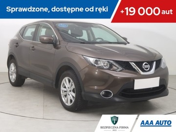 Nissan Qashqai II Crossover 1.2 DIG-T 115KM 2015 Nissan Qashqai 1.2 DIG-T, Salon Polska