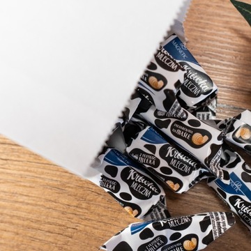 СУМКИ + КОНФЕТНЫЕ НАКЛЕЙКИ ПОДАРОК ​​ДЕТСКИМ НА ДЕНЬ РОЖДЕНИЯ ДЕТСКИЙ САД - 24 ШТ.