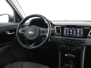 Kia Niro I Crossover 1.6 GDi Hybrid 141KM 2017 Kia Niro HEV półskóra navi kamera ks.serwisowa, zdjęcie 15