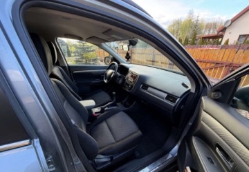 Mitsubishi Outlander III 2013 Mitsubishi Outlander Outlander 2.3 D 150 KM zadbany pozadny woz 2.3, zdjęcie 20