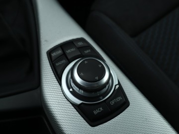 BMW Seria 1 F20-F21 Hatchback 5d 118d 143KM 2014 BMW 1 118d, Navi, Xenon, Bi-Xenon, Klima, zdjęcie 14