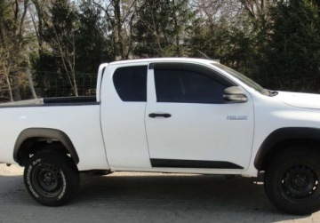 Toyota Hilux VIII Pojedyncza kabina 2.4 D-4D 150KM 2018 Toyota Hilux 4x4 2.4 Diesel 150KM, zdjęcie 4