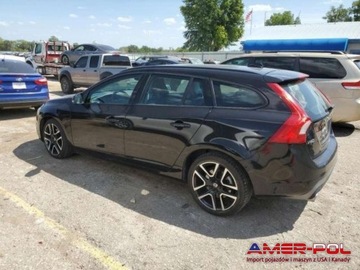 Volvo V60 I Kombi Facelifting 2.0 T5 DRIVE-E 245KM 2018 Volvo V60 Volvo V60 T5 FWD Dynamic, od ubezpie..., zdjęcie 3