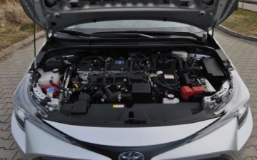 Toyota Corolla XII Hatchback 1.8 Hybrid 122KM 2021 Toyota Corolla GWARANCJA TOYOTA RELAX, Salon PL, Serwisowana w ASO, Niski, zdjęcie 16