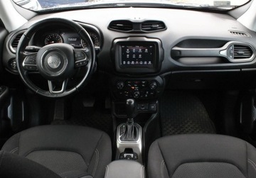 Jeep Renegade SUV Facelifting 1.3 GSE T4 Turbo 150KM 2019 Jeep Renegade 1.3 GSE T4 Turbo Limited FWD SS aut 1.3 Benzyna 150KM, zdjęcie 10