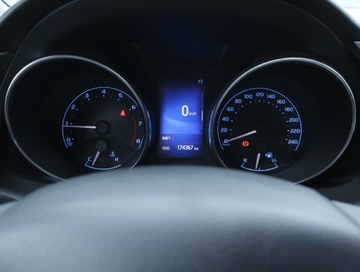 Toyota Auris II Touring Sports Facelifting 1.6 Valvematic 132KM 2015 Toyota Auris 1.6 Valvematic, Salon Polska, zdjęcie 10