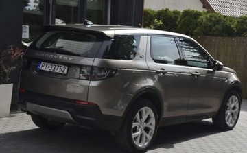 Land Rover Discovery Sport SUV Facelifting 2.0 P I4 200KM 2022 Land Rover Discovery Sport Land Rover Discovery Sport 2.0 Benzyna 200KM, zdjęcie 2