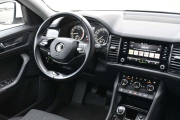 Skoda Kodiaq I SUV 1.5 TSI ACT 150KM 2021 Skoda Kodiaq SalonPL TSI 150KM Style Pakiet Comfort Kamera Smartlink NAVI, zdjęcie 10