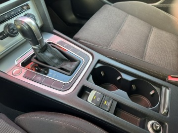 Volkswagen Passat B8 Variant 2.0 TDI BlueMotion SCR 150KM 2018 Volkswagen Passat Variant Navi, Grzane fotele, HAK, zdjęcie 31