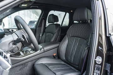 BMW X5 G05 SUV Facelifting 3.0 30d 298KM 2025 BMW X5 xDrive30d Dostępny od ręki!, zdjęcie 10