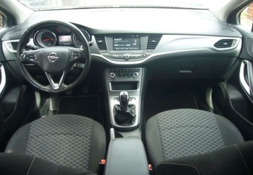 Opel Astra K Hatchback 5d 1.4 Turbo 125KM 2019 Opel Astra Opel Astra V 1.4 T Dynamic 1.4 Benzyna 125KM, zdjęcie 14