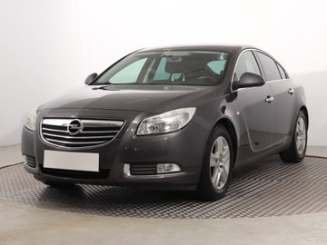 Opel Insignia I Hatchback 2.0 CDTI ECOTEC 160KM 2011 Opel Insignia 2.0 CDTI, Navi, Klima, Klimatronic, zdjęcie 1