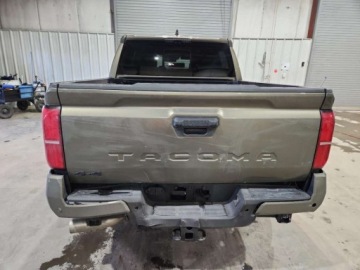 Toyota Tacoma II 2024 Toyota Tacoma Double Cab 2024 2.4L 2.4 Benzyna 278KM, zdjęcie 2