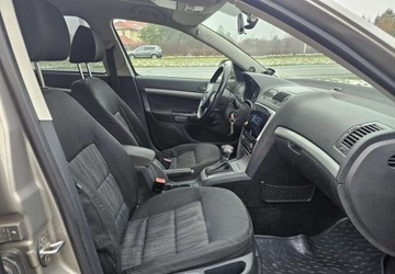 Skoda Octavia II Kombi 1.8 TSI 160KM 2010 Skoda Octavia Skoda Octavia 1.8 TSI Ambition DSG 1.8 Benzyna 160KM, zdjęcie 15