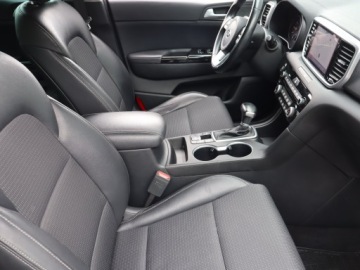 Kia Sportage IV SUV Facelifting 1.6 T-GDI 177KM 2020 Kia Sportage 1.6 T-GDI, Salon Polska, Serwis ASO, zdjęcie 8