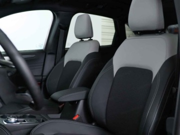 Ford Kuga III 2025 FORD Kuga Sound Edition FWD 2.5 FHEV eCVT 180KM, zdjęcie 5