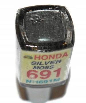 HONDA NH678M GOLDEN LINE ARA SCRATCH TOUCH 10 МЛ