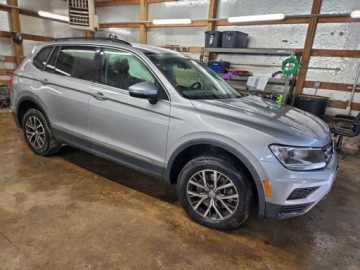Volkswagen Tiguan II SUV 2.0 TSI 190KM 2020 Volkswagen Tiguan 2020 VOLKSWAGEN TIGUAN SE 2.0 Benzyna 190KM, zdjęcie 3