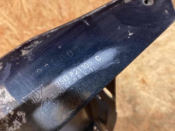 BLATNÍK LEVÝ PŘEDNÍ PORSCHE MACAN 95B821101BYGRV 95B821105C