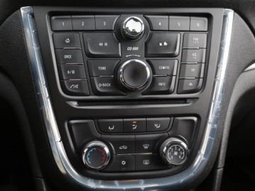 Opel Mokka I SUV 1.4 Turbo ECOTEC 140KM 2013 Opel Mokka 1.4 Turbo, Klima, Tempomat, zdjęcie 10