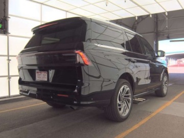 Lincoln Navigator III 2025 Lincoln Navigator 2025, 3.5L, 4x4, Reserve 3.5 Benzyna 440KM, zdjęcie 3