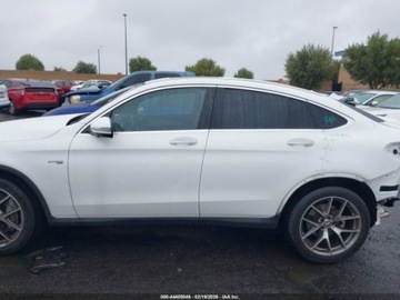 Mercedes GLC C254/X254 2023 Mercedes-Benz GLC Amg 43 4Matic Coupe 2023 3.0 Benzyna 385KM, zdjęcie 2