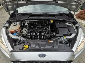 Ford Focus III Hatchback 5d facelifting 1.6 Ti-VCT 85KM 2015 Ford Focus 1.6 16V Benzyna Klima Podgrz. szyby, zdjęcie 21